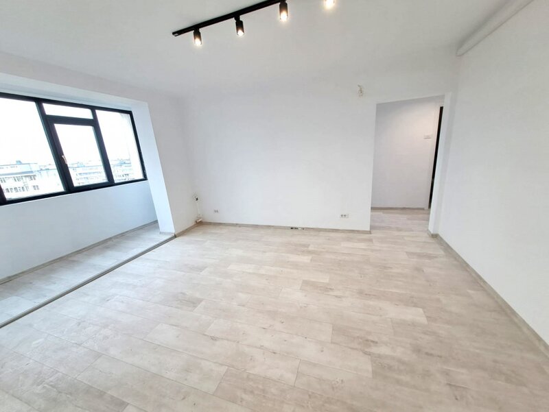 Apartament 3 camere Piata Sudului Metrou Apartament 3 camere Se vinde